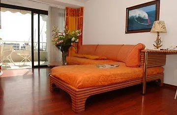 Le Quai Des Princes Cap-d'Ail