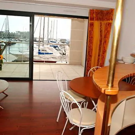 Le Quai Des Princes 4* Cap-d'Ail