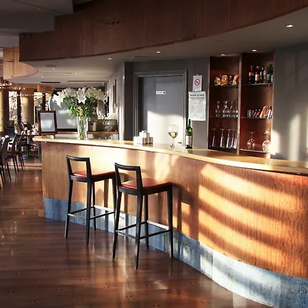 Le Quai Des Princes Hotel 4*