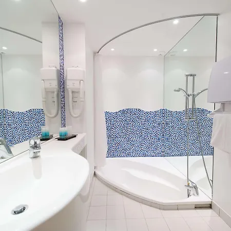 Le Quai Des Princes 4*