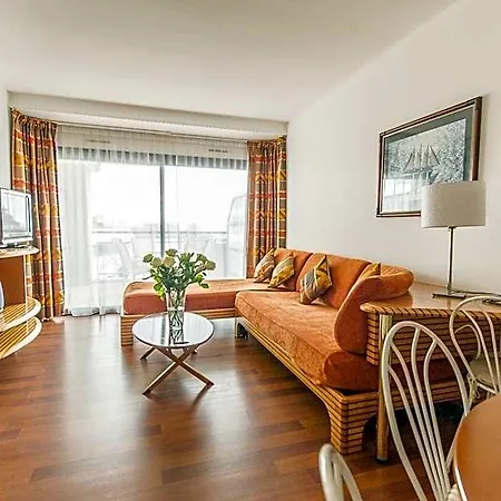 Hotel Le Quai Des Princes 4*