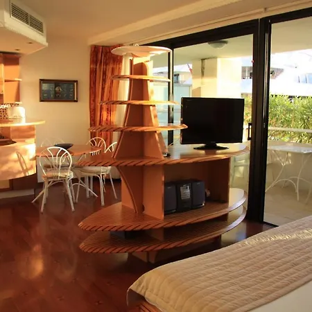 Hotel Le Quai Des Princes