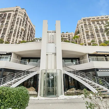 ホテル Le Quai Des Princes 4*