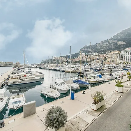 Le Quai Des Princes Hotel