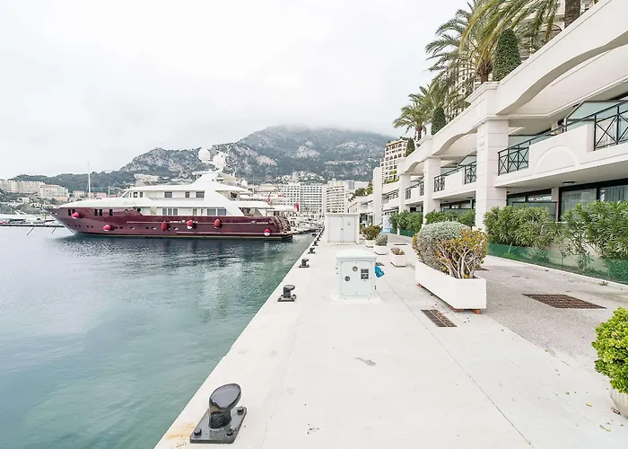 Le Quai Des Princes Cap-d'Ail